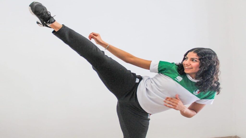 Lizette Valentin Garcia Promesa Del Karate Bajacaliforniano