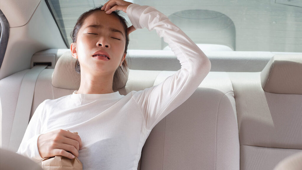 Nauseas en el carro: síntomas y cómo evitarlo
