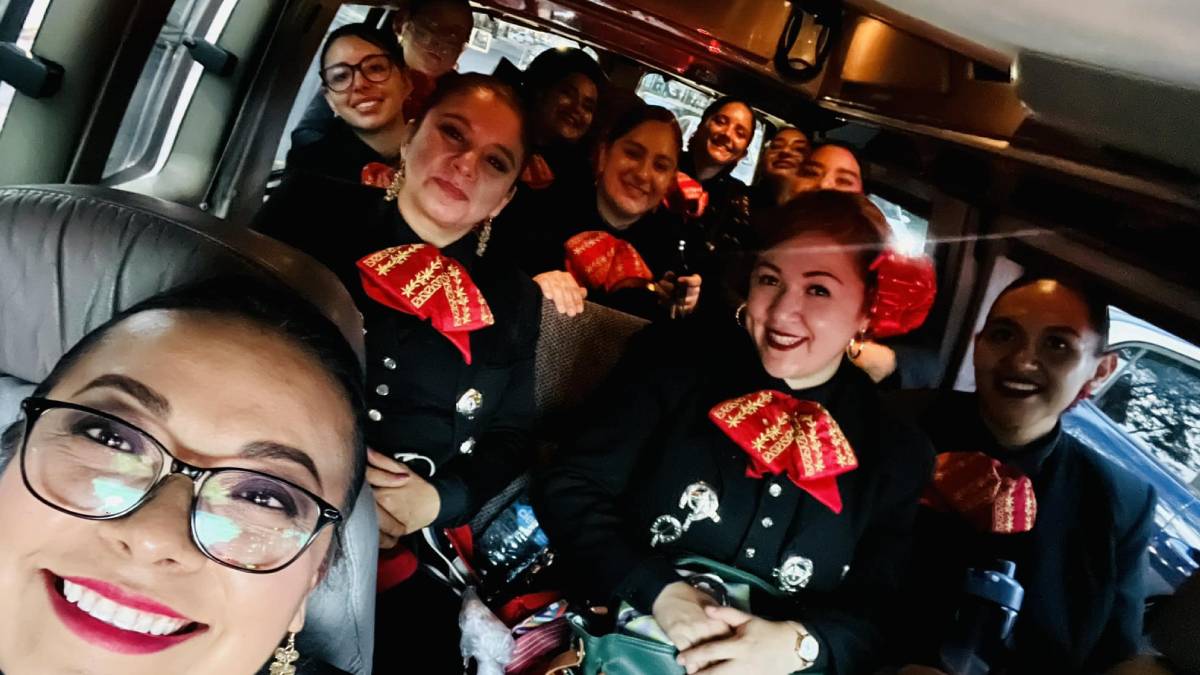 Las Amazonas: un mariachi de mujeres que rompe estereotipos