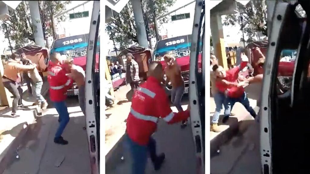 De 2 de 3 caídas: chofer de combi se agarra a golpes con pasajero en Tijuana