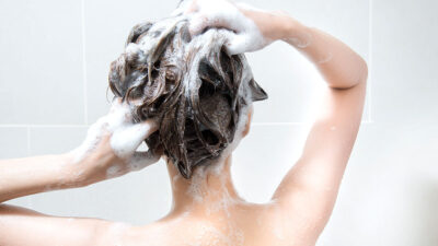 Para qué sirve el shampoo de limpieza profunda