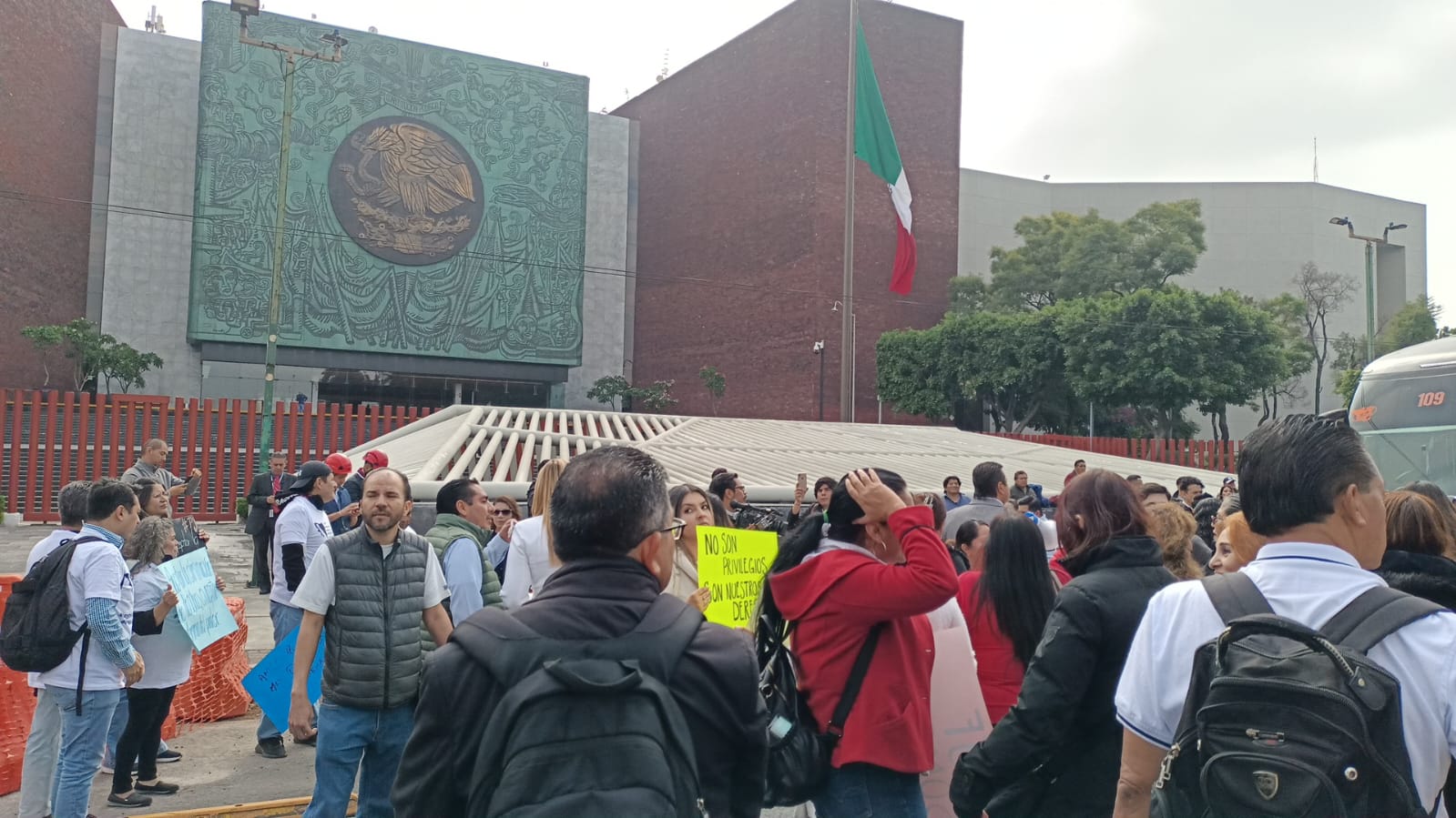 Manifestación Trabajadores Del Poder Judicial De La Federación - UnoTV