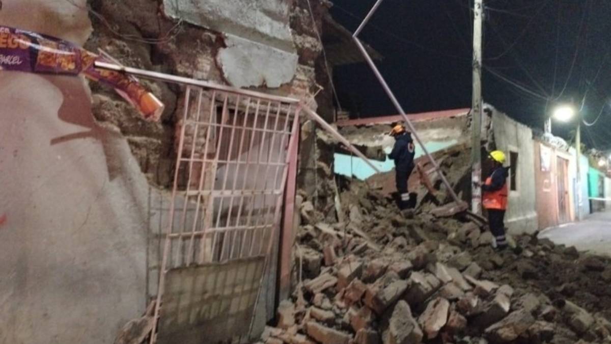 Se derrumba casa en la Pensil en Miguel Hidalgo: imágenes