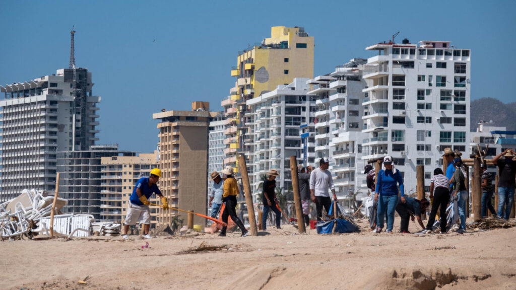 Empresarios echarán montón para reconstruir Acapulco