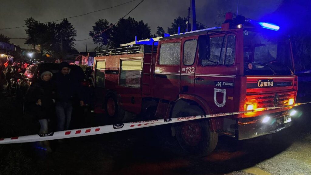 Fallecen 14 personas en incendio en Chile