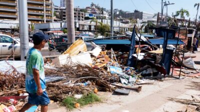 Huracán Otis: Inicia entrega de apoyos en efectivo para limpieza