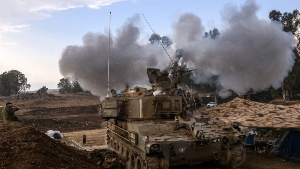 Israel bombardea posiciones de Hezbolá en Líbano tras ataque de cohetes