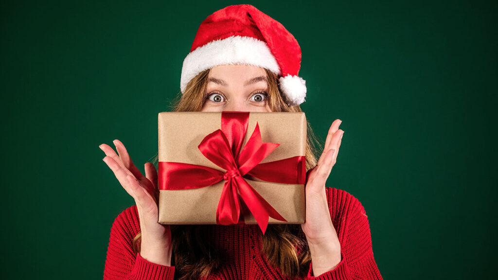 Cómo envolver regalos esta Navidad 2023