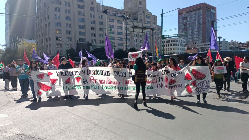 Marcha Mujeres Desde El Zocalo De La Cdmx