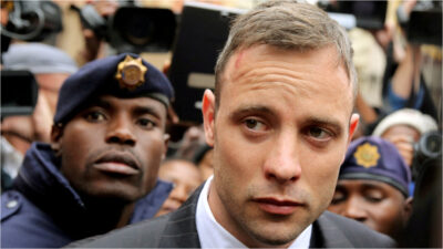 Oscar Pistorius obtiene libertad condicional 10 años después de matar a su novia