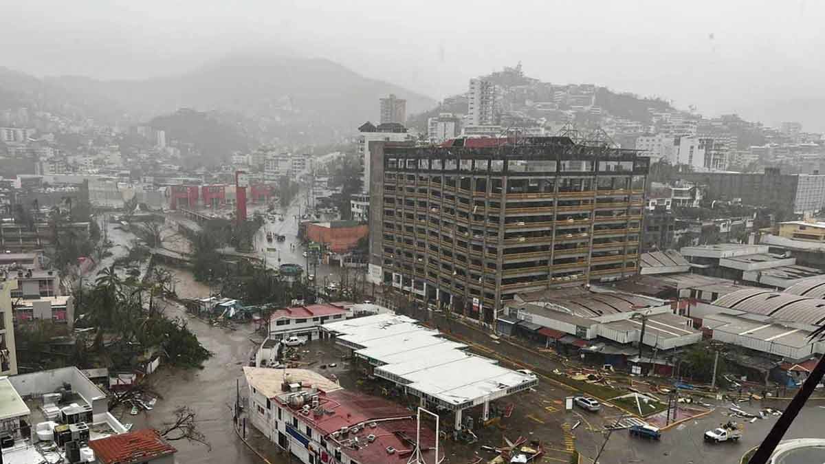 En reconstrucción de Acapulco, contemplan creación de refugios
