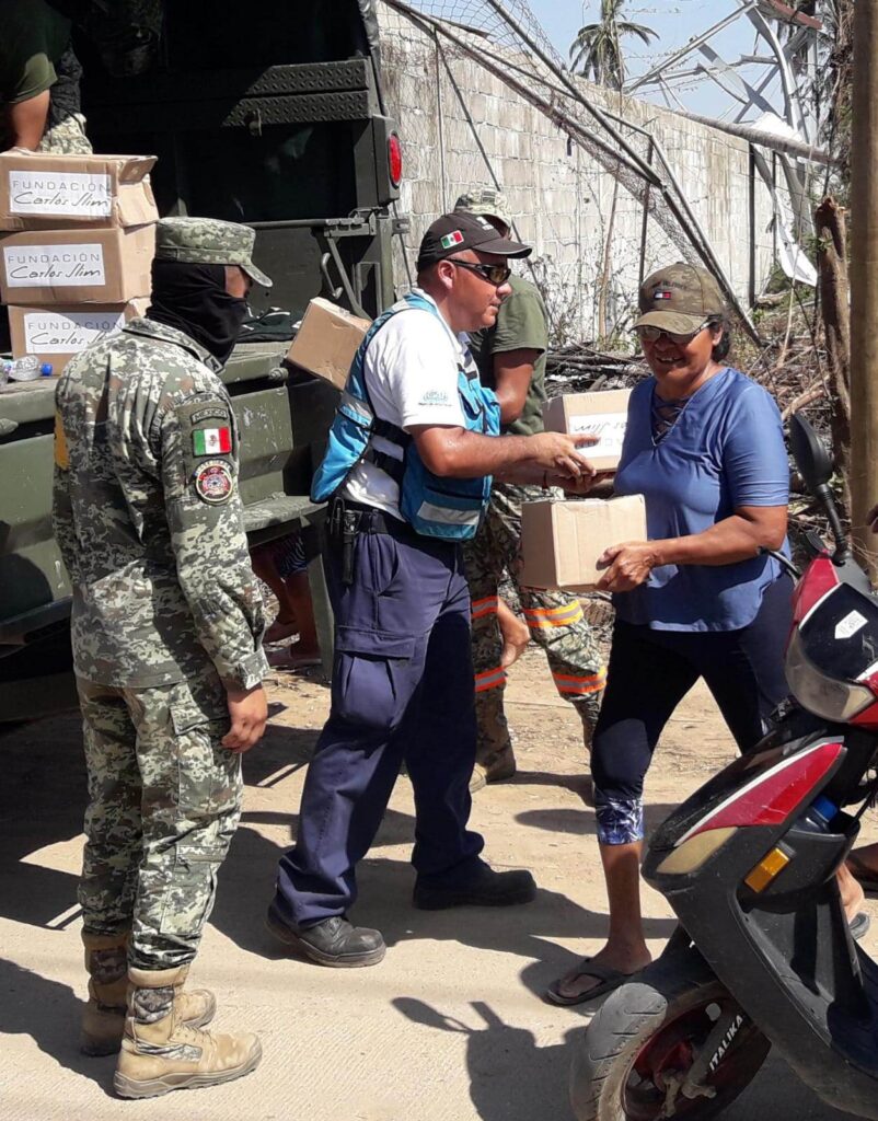Fundación Carlos Slim y Fundación TELMEX Telcel aumentan a 52 el número de toneladas de ayuda humanitaria en Acapulco