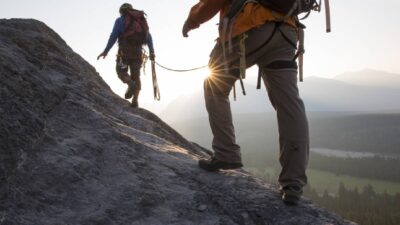 Alpinistas sobrevivientes de cáncer "Cumbres de la esperanza"