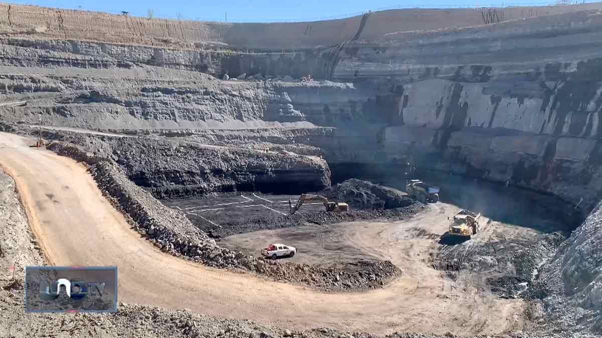 Rescate de cuerpos de mineros en El Pinabete da inicio