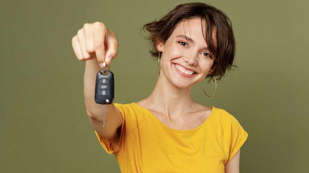 5 créditos universitarios para que compres tu primer auto. Foto: Shutterstock