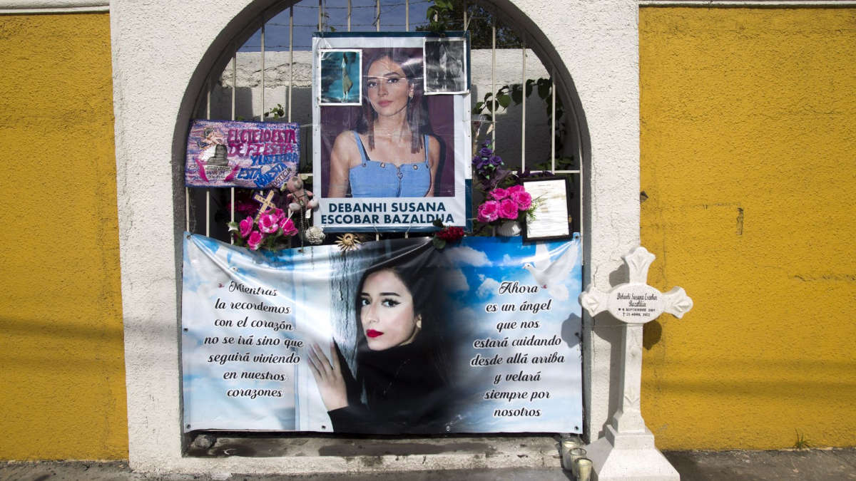 Reportan destrozos en la tumba de Debanhi Escobar en Nuevo León