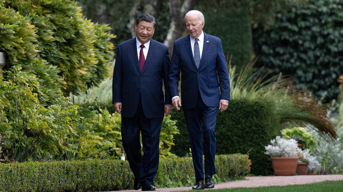 EU y China reanudan diálogo militar tras más de un año en pausa