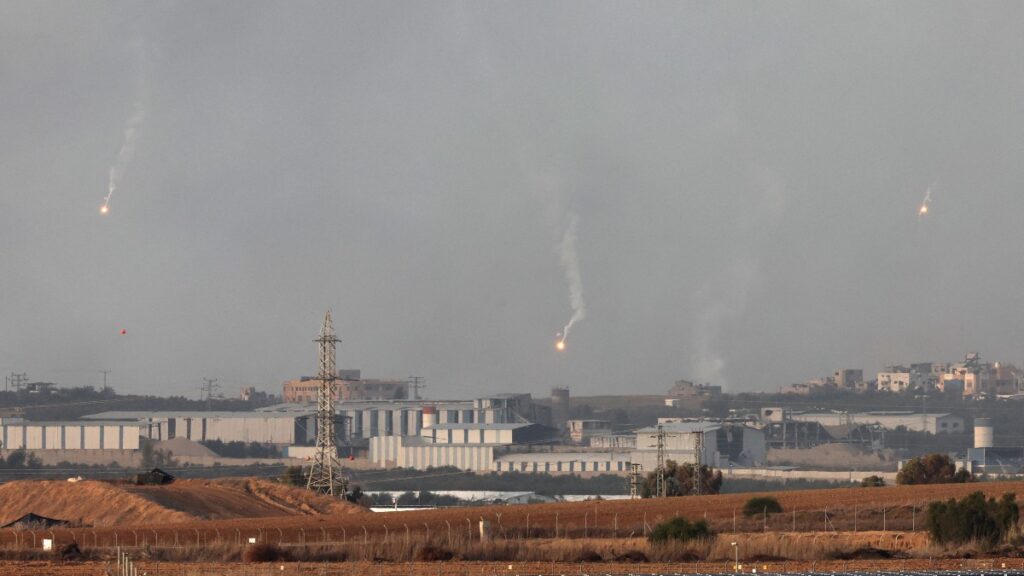 Israel intensifica ofensiva en Gaza tras bloqueo en resolución en la ONU para cese el fuego
