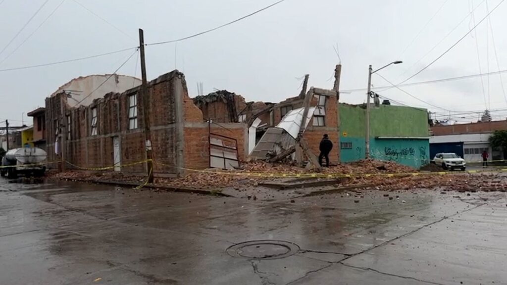 San Luis Potosí: colapsa Iglesia de Nuestro Señor San José