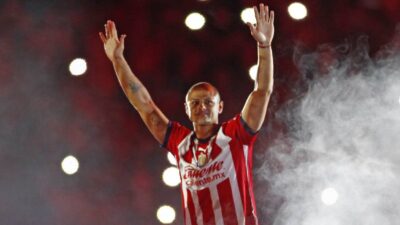 “Chicharito” Hernández se presentó ante Chivas