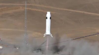 cohete reutilizable realiza pruebas de aterrizaje