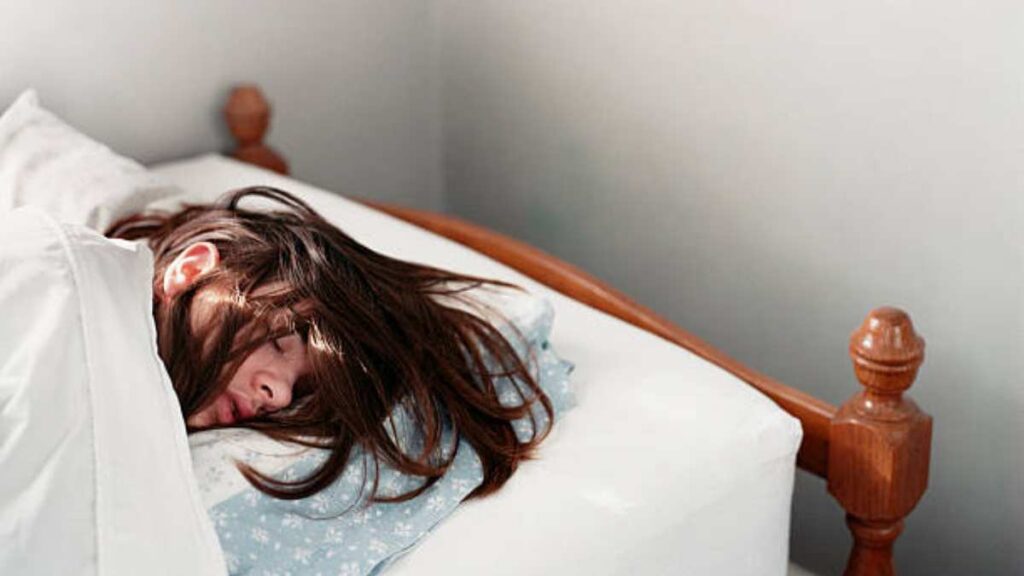 Posturas que, al dormir, causan la aparición de arrugas