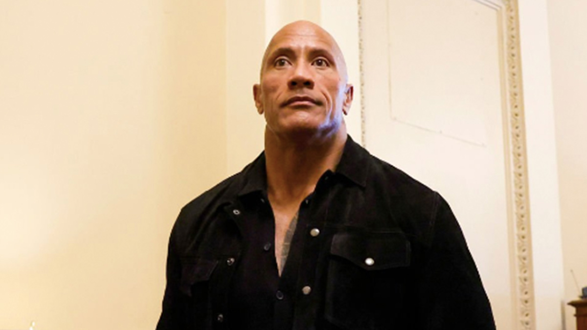 Dwayne Johnson “La Roca” lanza mensaje a posible contendiente en la WWE