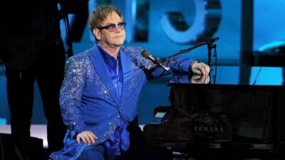 Elton John gana un Emmy y se convierte en artista EGOT