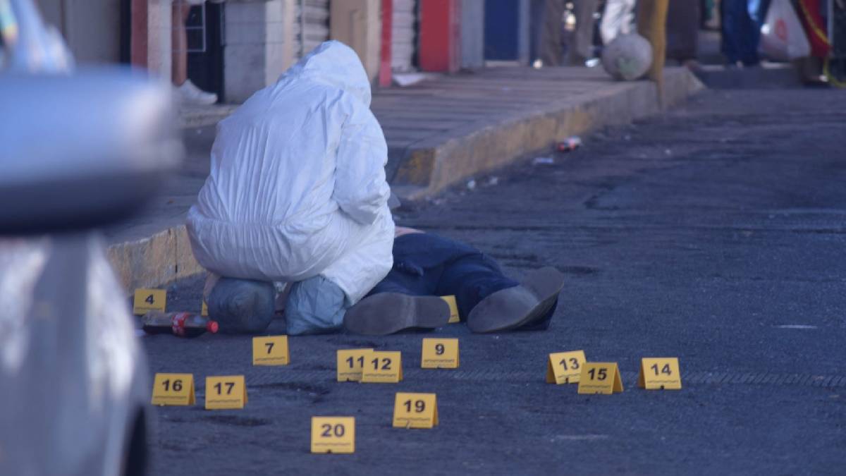 Fiscalía de Guerrero investiga homicidio de 5 personas y lesiones en contra de al menos 20 en Petatlán