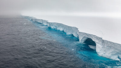 Iceberg A23a: ¿hacía donde se dirige el gigante de hielo?