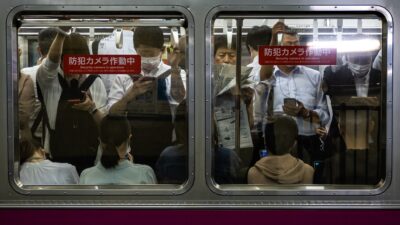 Japón: Reportan personas apuñaladas en Metro de Tokio
