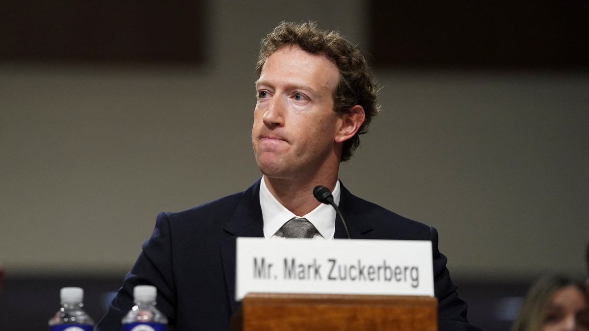Mark Zuckerberg se disculpa con padres de niños víctimas de abusos en redes sociales