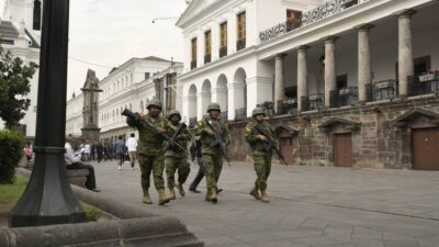 México condena violencia en Ecuador