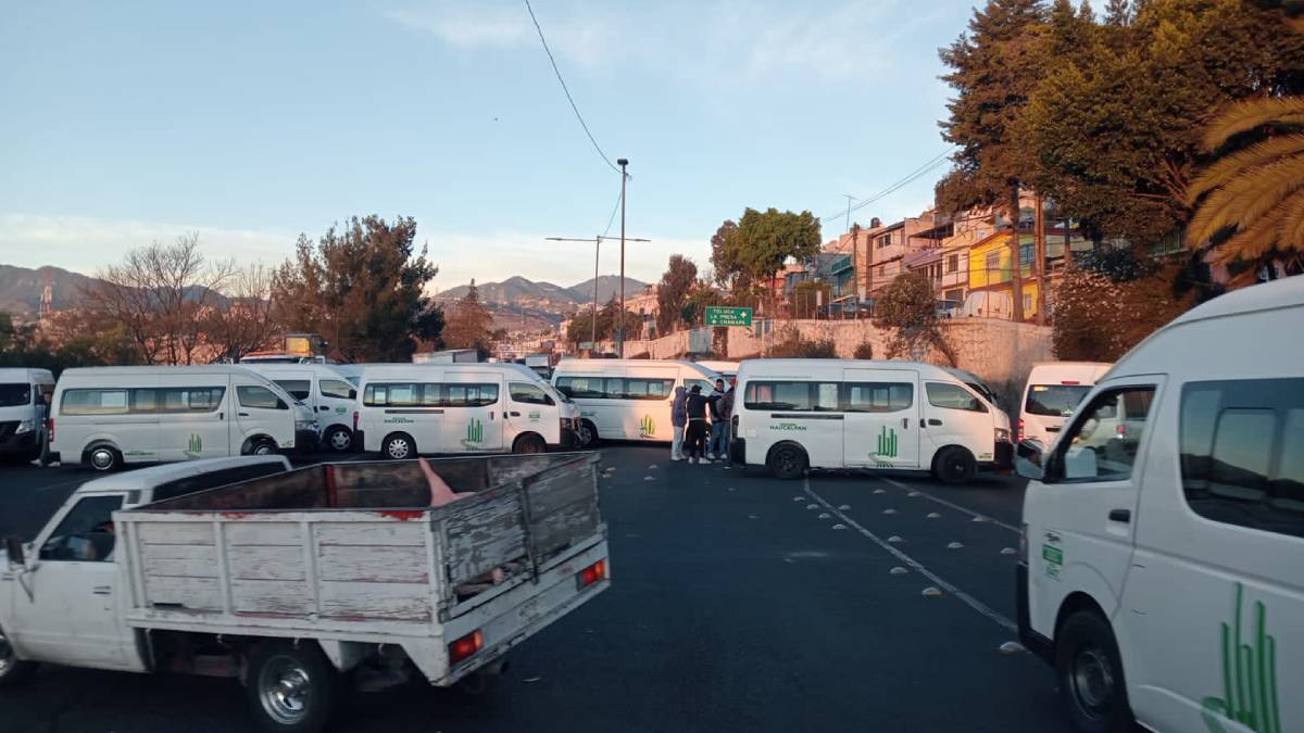 Transportistas liberan la Naucalpan-Toluca; empieza a fluir el tránsito
