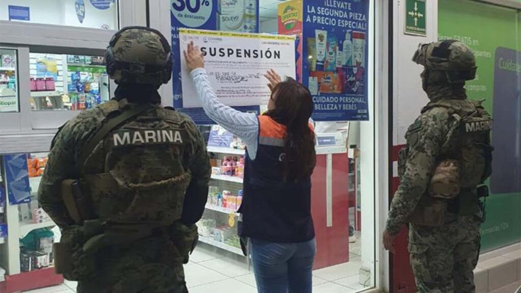 Suspenden Farmacias Culiacán