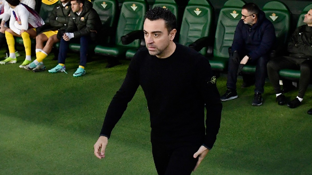 Xavi anuncia su salida del Barcelona tras derrota con el Villarreal