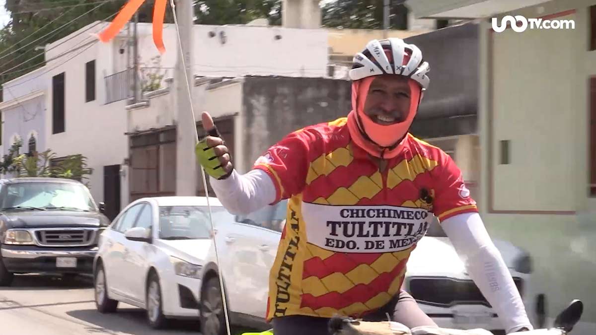A sus 73 años recorre México en bicicleta