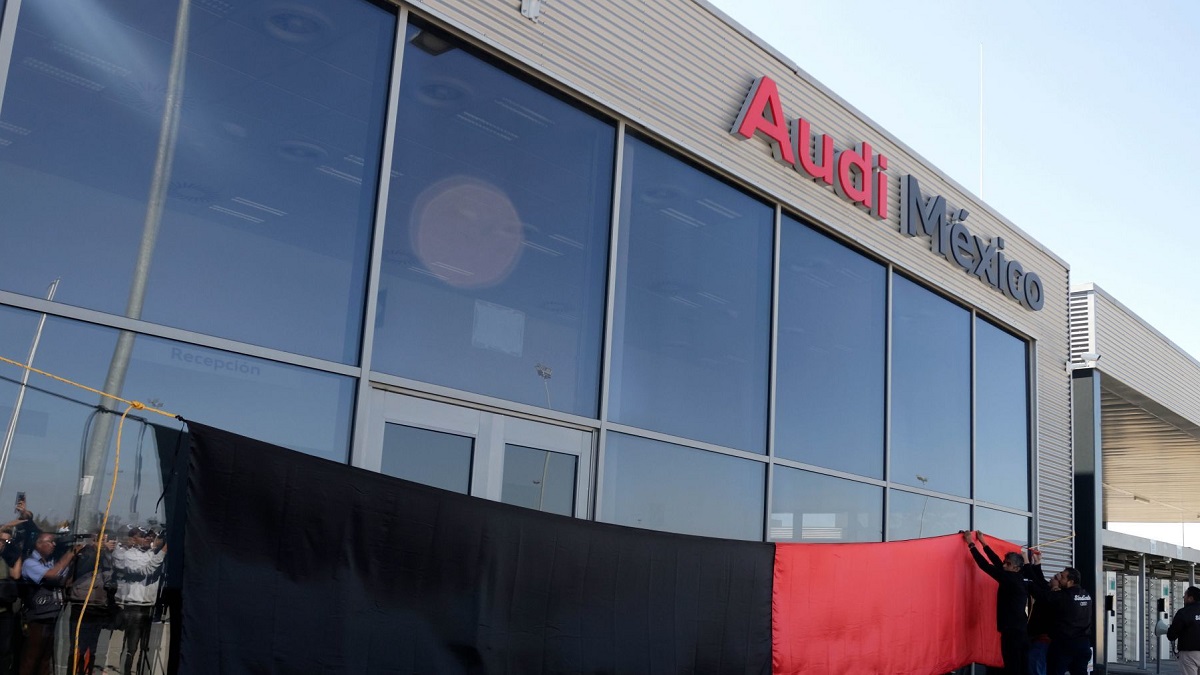 Audi pacta incremento salarial del 7% global; 9 de febrero se votará el acuerdo para levantar huelga