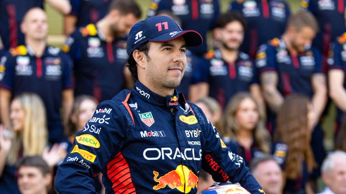 Checo Pérez ve lejos su retiro de la F1, promete un arranque “fuerte” este 2024