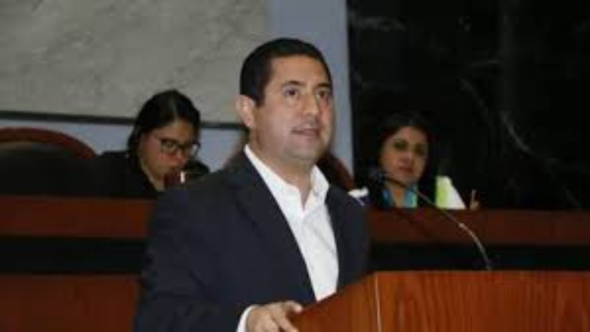 Atentan contra exalcalde de Taxco; agresores pretendieron secuestrarlo