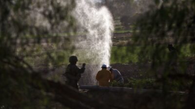 Jalisco: fuga de combustible en ducto de Pemex en Tonalá