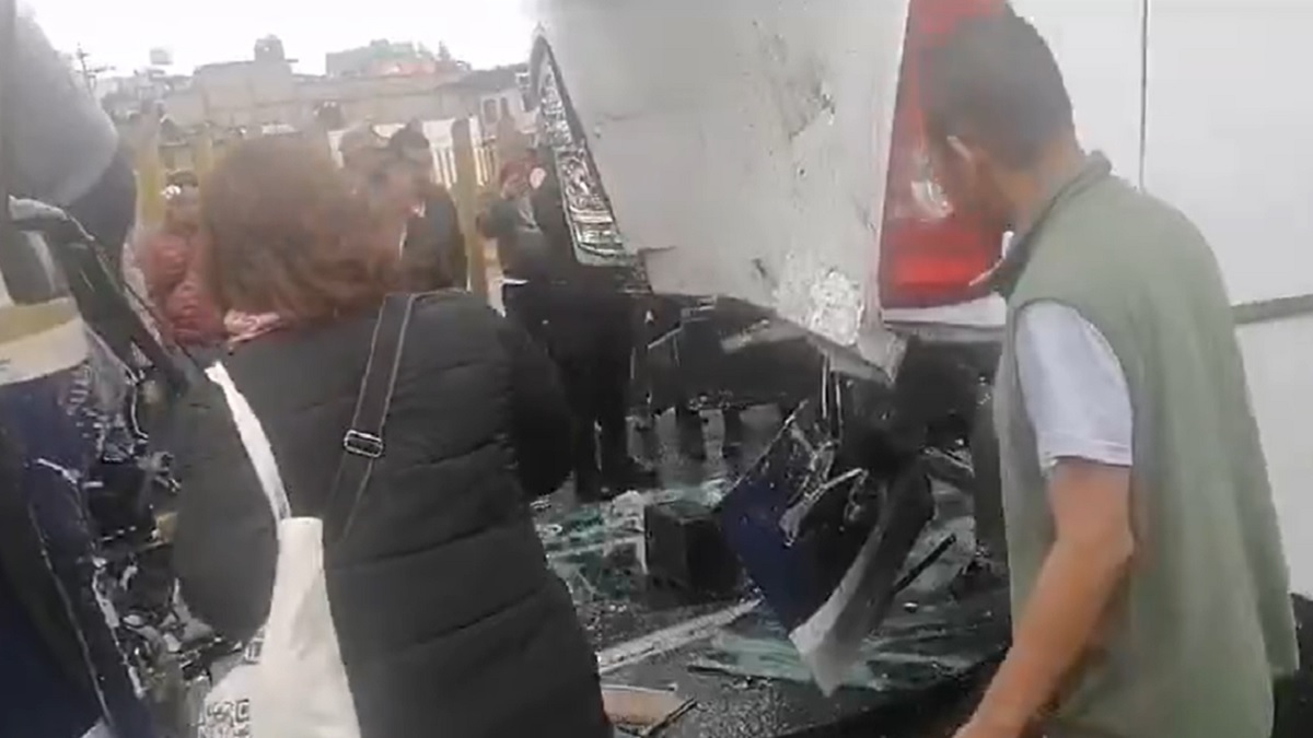 Hay varios heridos: se registra choque de autobuses en la México-Puebla
