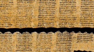 Leen pergamino antiguo griego con IA