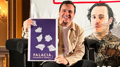 Ricardo O'Farrill da conferencia de prensa sobre su show "Falacia" en el Teatro Metropólitan