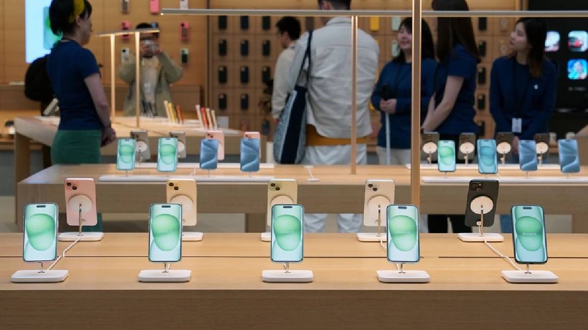 Apple abre mayor tienda minorista de parte continental china en Shanghai