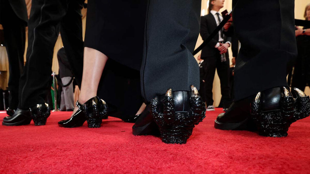 Zapatos de la producción de Godzilla brillaron en los Oscar 2024