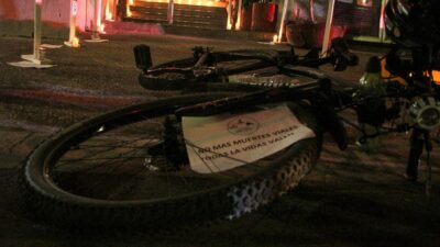 CDMX: atropellan a joven ciclista; familiares y activistas piden justicia