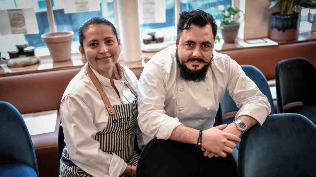 Cuántas estrellas Michelín tiene el chef mexicano Enrique Casarrubias