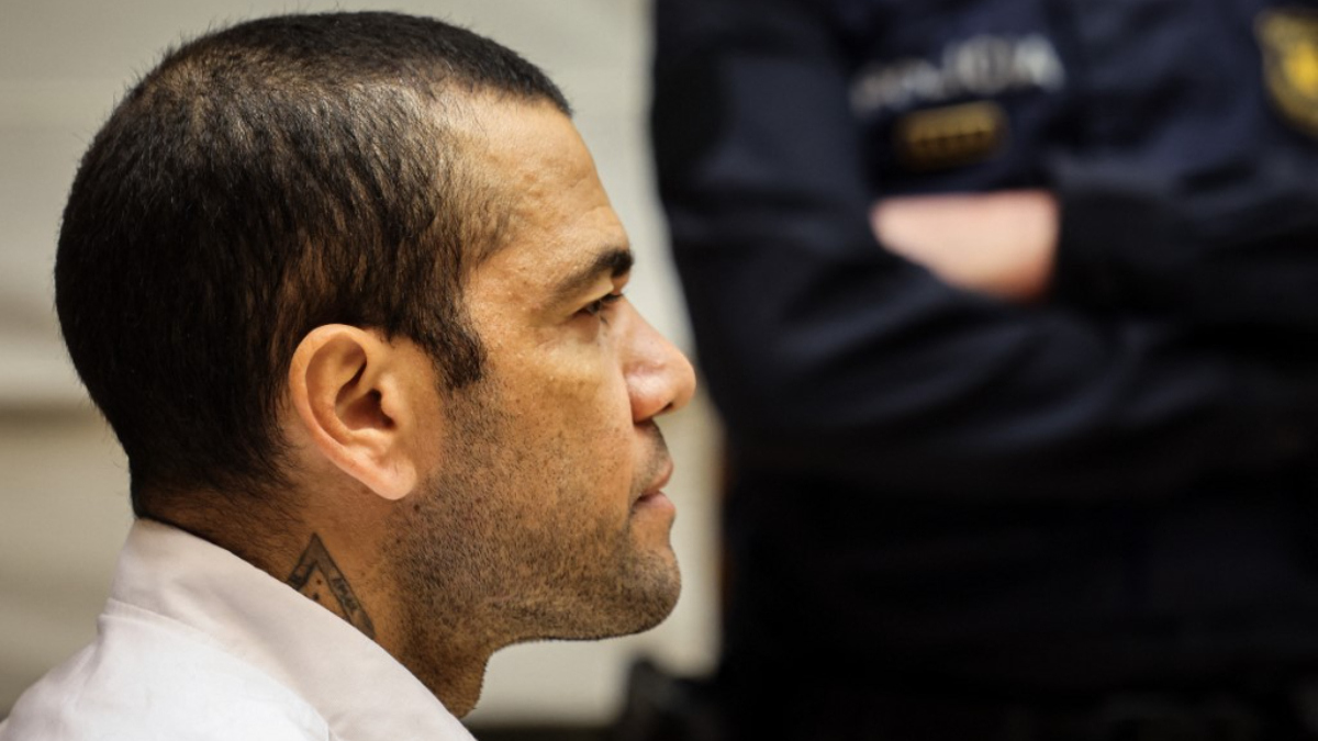 Dani Alves podrá salir de prisión: le otorgan libertad bajo fianza de un millón de euros