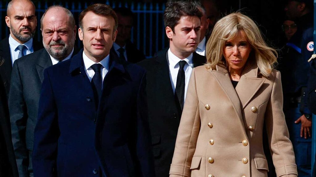 Emmanuel Macron y su esposa Brigitte.